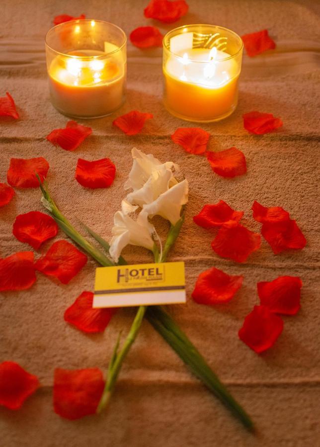 Hotel Le Pousse Pousse Антананариву Екстериор снимка