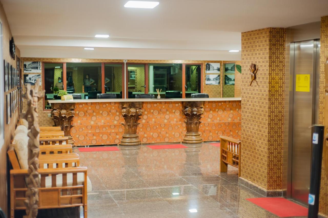 Hotel Le Pousse Pousse Антананариву Екстериор снимка