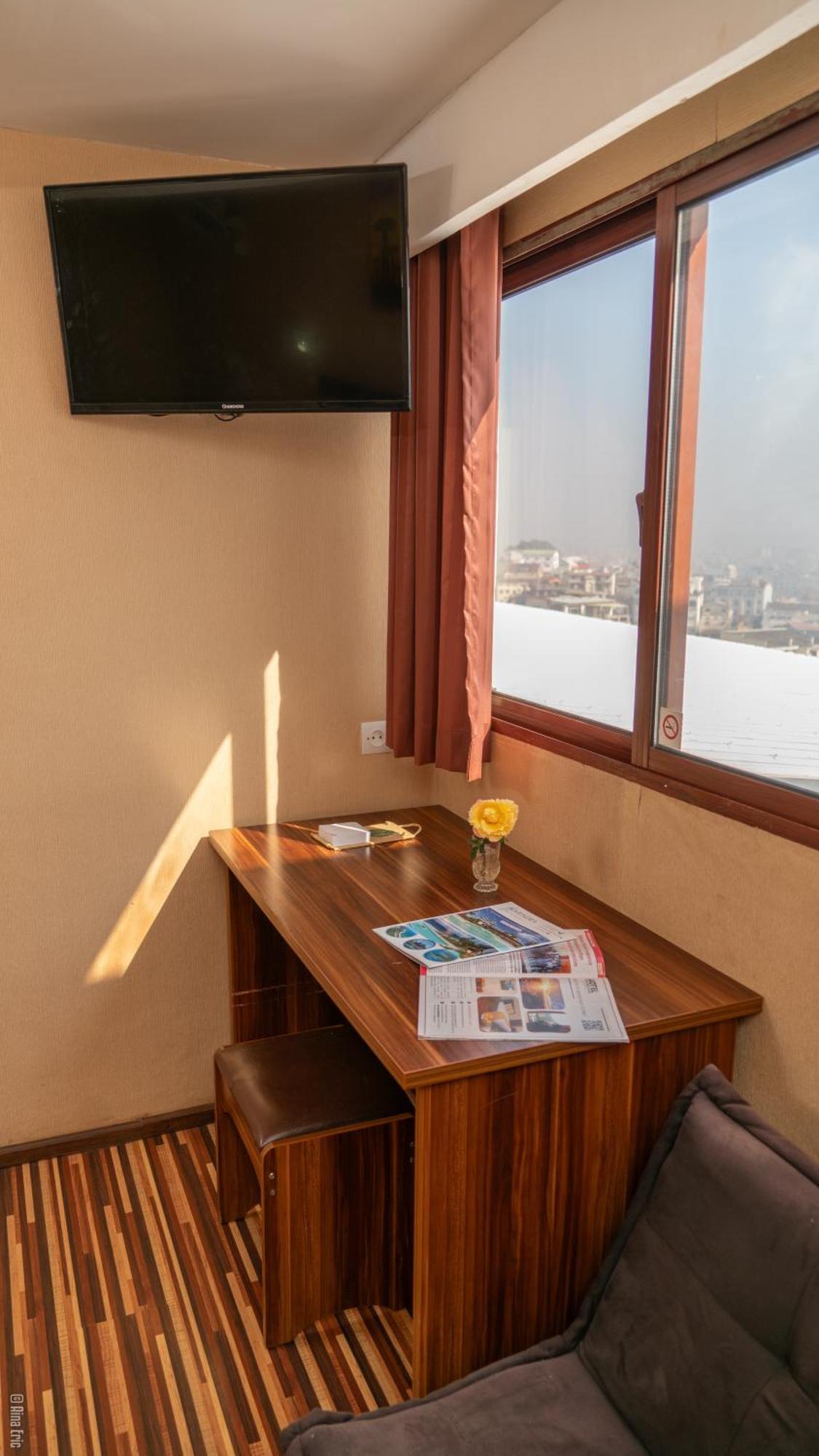 Hotel Le Pousse Pousse Антананариву Екстериор снимка